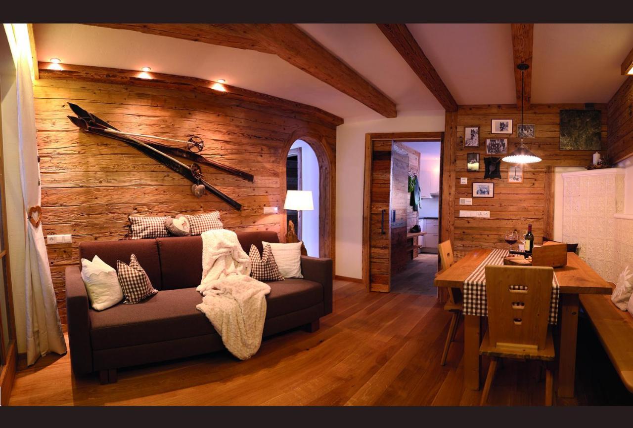Naturapartments Schönfeld Sexten Zimmer foto